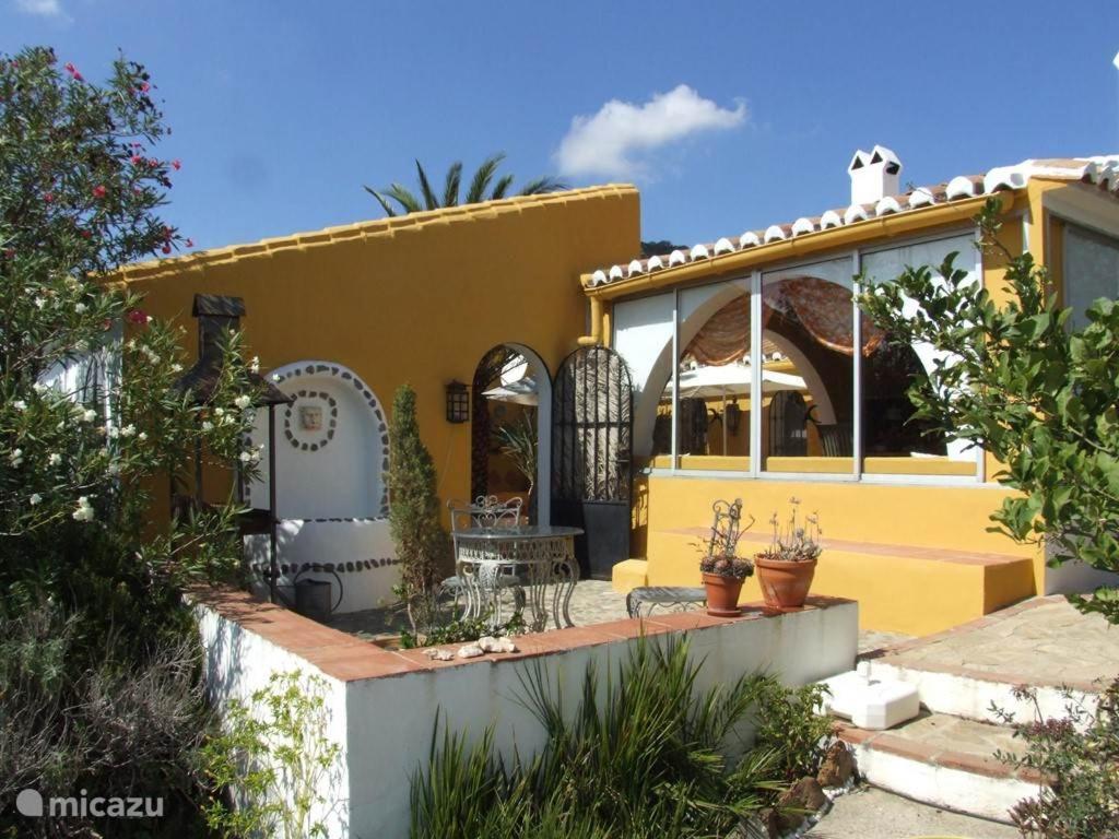 B&B Finca La Loma Comares Exterior photo